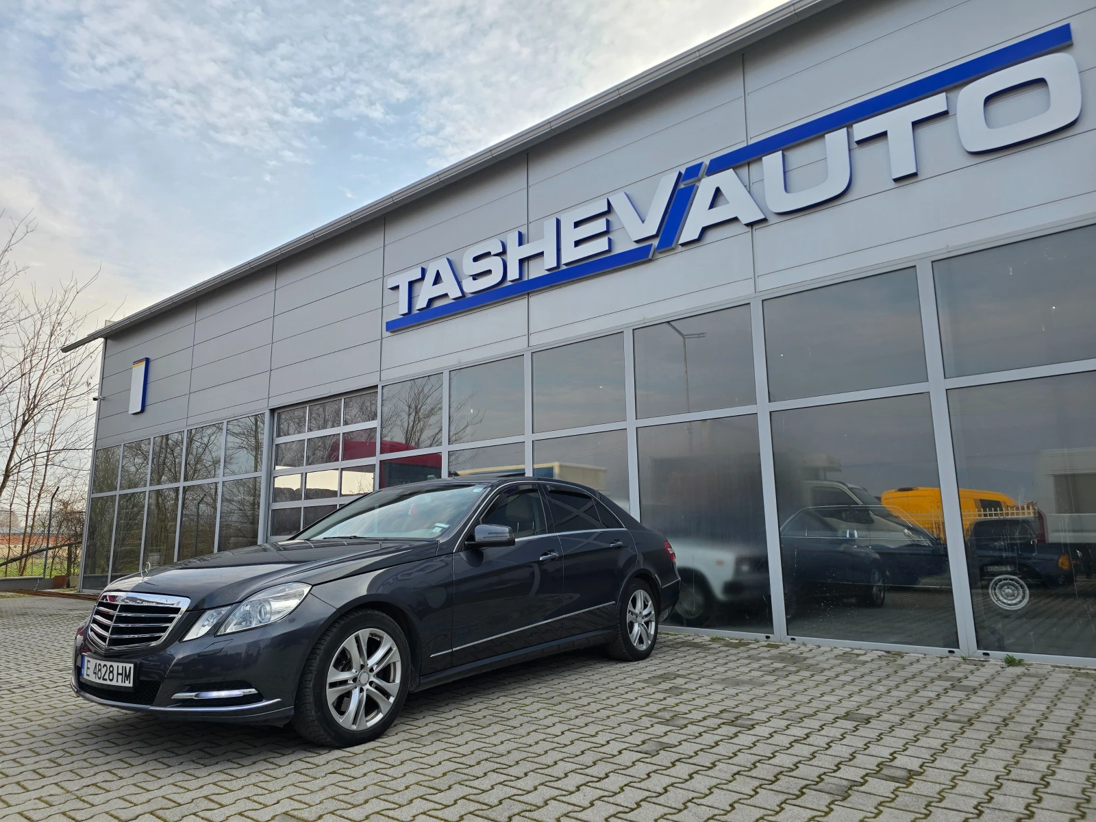 Mercedes-Benz E 350 NAVI* * KAMERA* * TOP* *  | Mobile.bg � ����������� 4