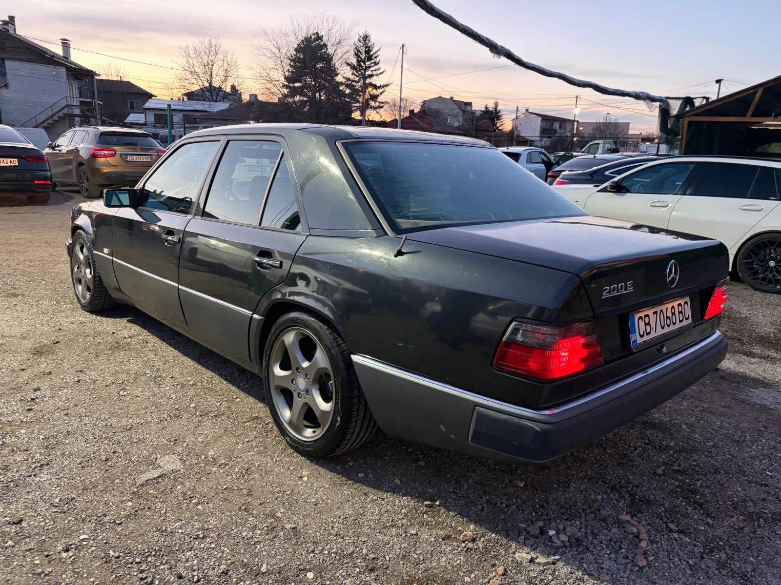 Mercedes-Benz 124 Turbo, снимка 6 - Автомобили и джипове - 53776320