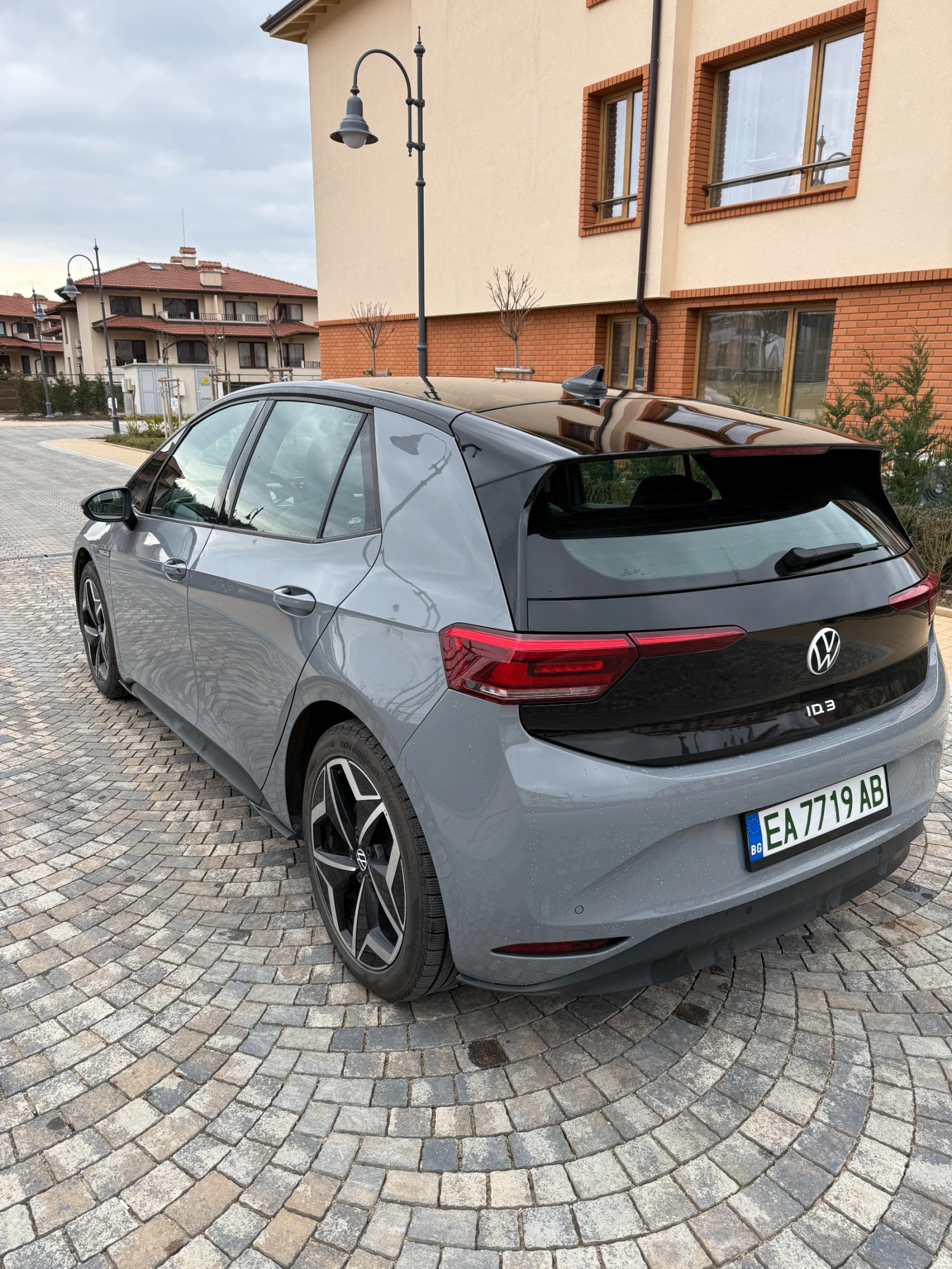 VW ID.3 Pro S Ambient 77 kWh, снимка 5 - Автомобили и джипове - 53932630