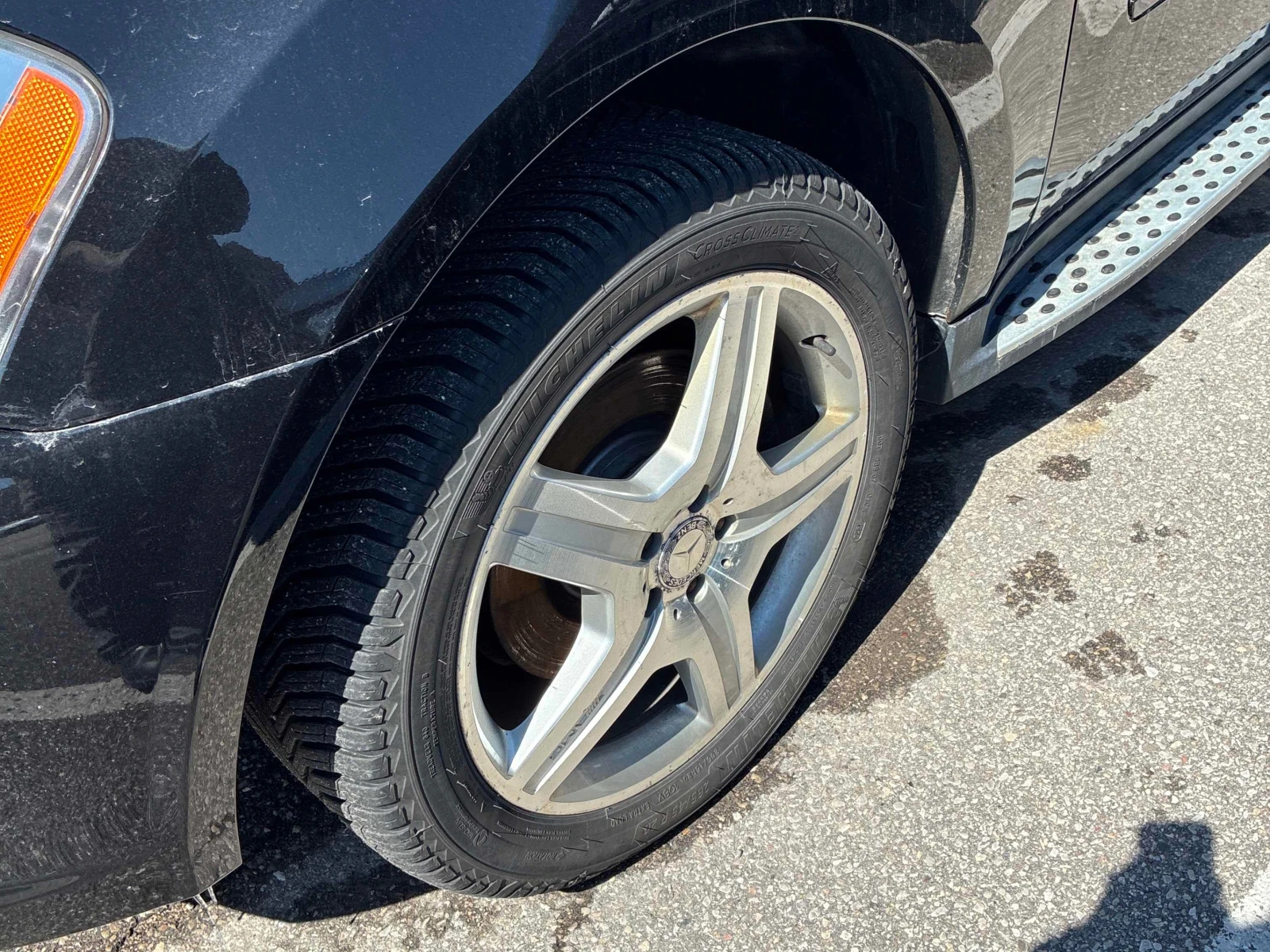 Mercedes-Benz ML 550 AMG ОБДУХВАНЕ PANO AIRMATIC БЕЗ ИНЦИДЕНТ , снимка 6 - Автомобили и джипове - 54138303