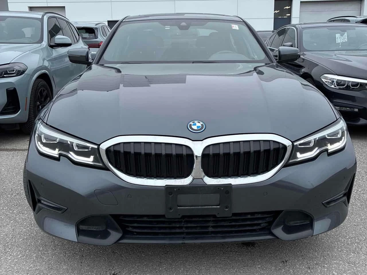 BMW 330 e xDrive/ШИБИДАХ/ОТ ПРЕДСТАВИТЕЛСТВО, снимка 2 - Автомобили и джипове - 54171642