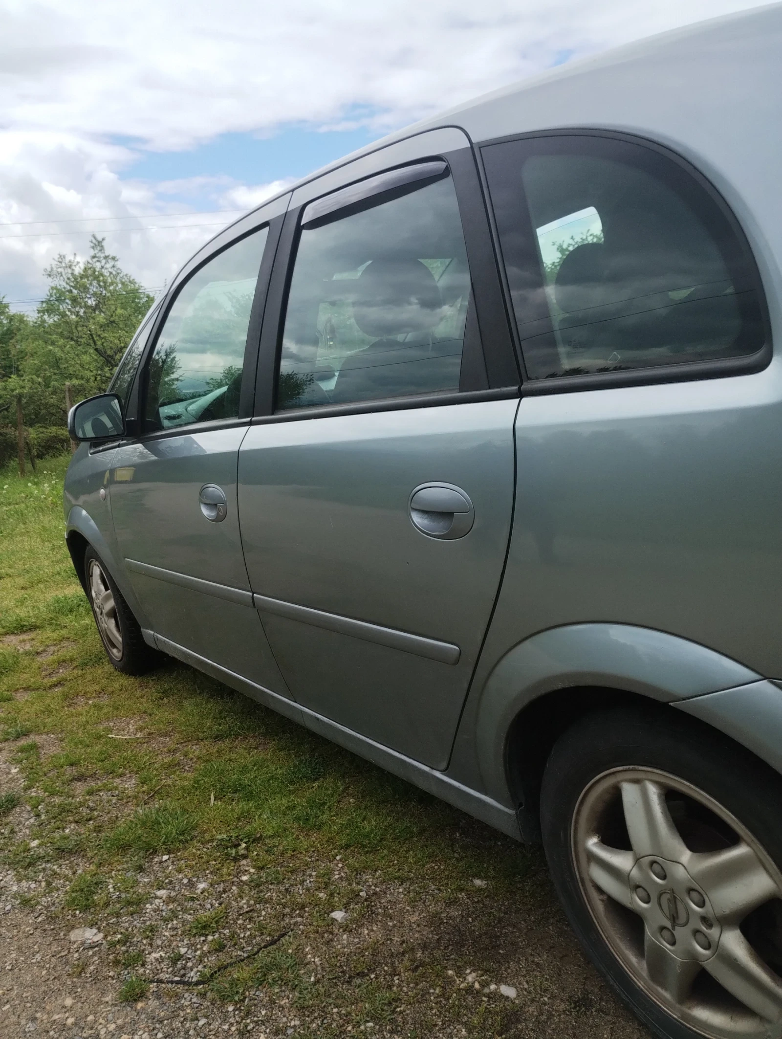 Opel Meriva, снимка 4 - Автомобили и джипове - 54492723