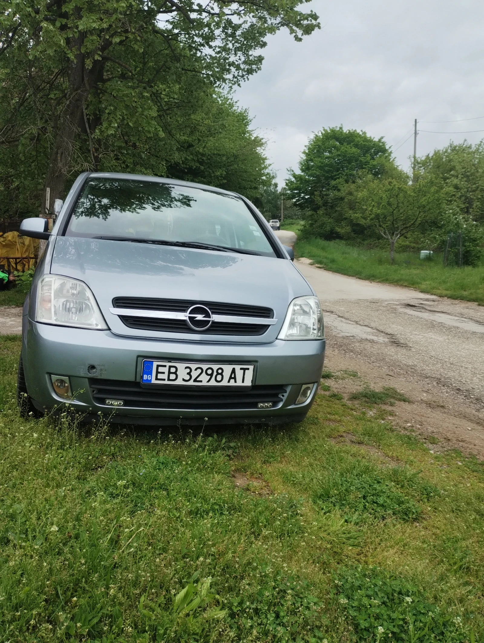 Opel Meriva, снимка 2 - Автомобили и джипове - 54492723