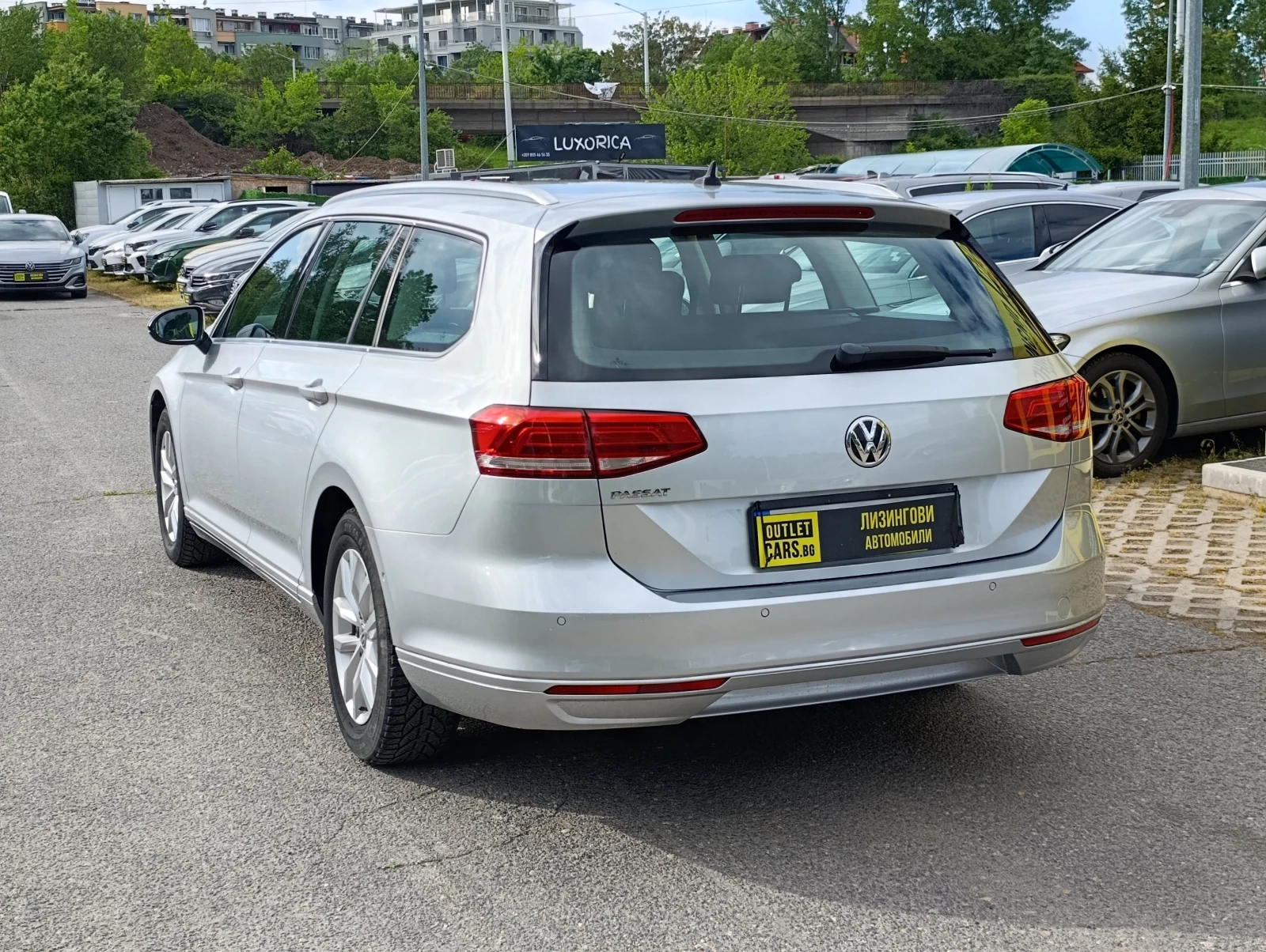 VW Passat 2.0TDI Comfortline, снимка 4 - Автомобили и джипове - 55794335