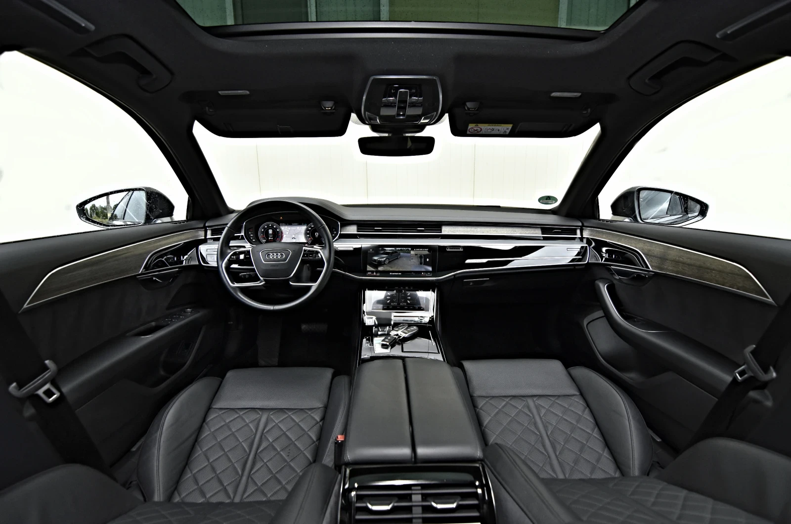 Audi A8 5.5 TFSI LONG FACELIFT* S-LINE* RS* DIGITAL OLED , снимка 7 - Автомобили и джипове - 54954877