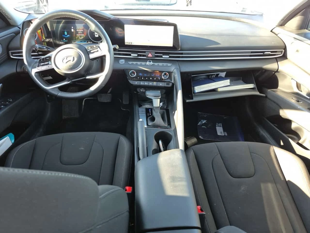 Hyundai Elantra * Preferred * DISTRONIC* ШИБИДАХ* ПОДГРЕВИ* , снимка 2 - Автомобили и джипове - 54958500