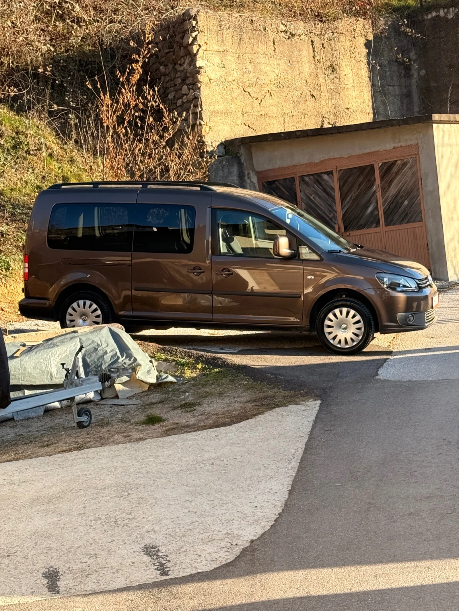 VW Caddy Caddy Maxi Life 2.0метан-бензин, снимка 5 - Автомобили и джипове - 55406307
