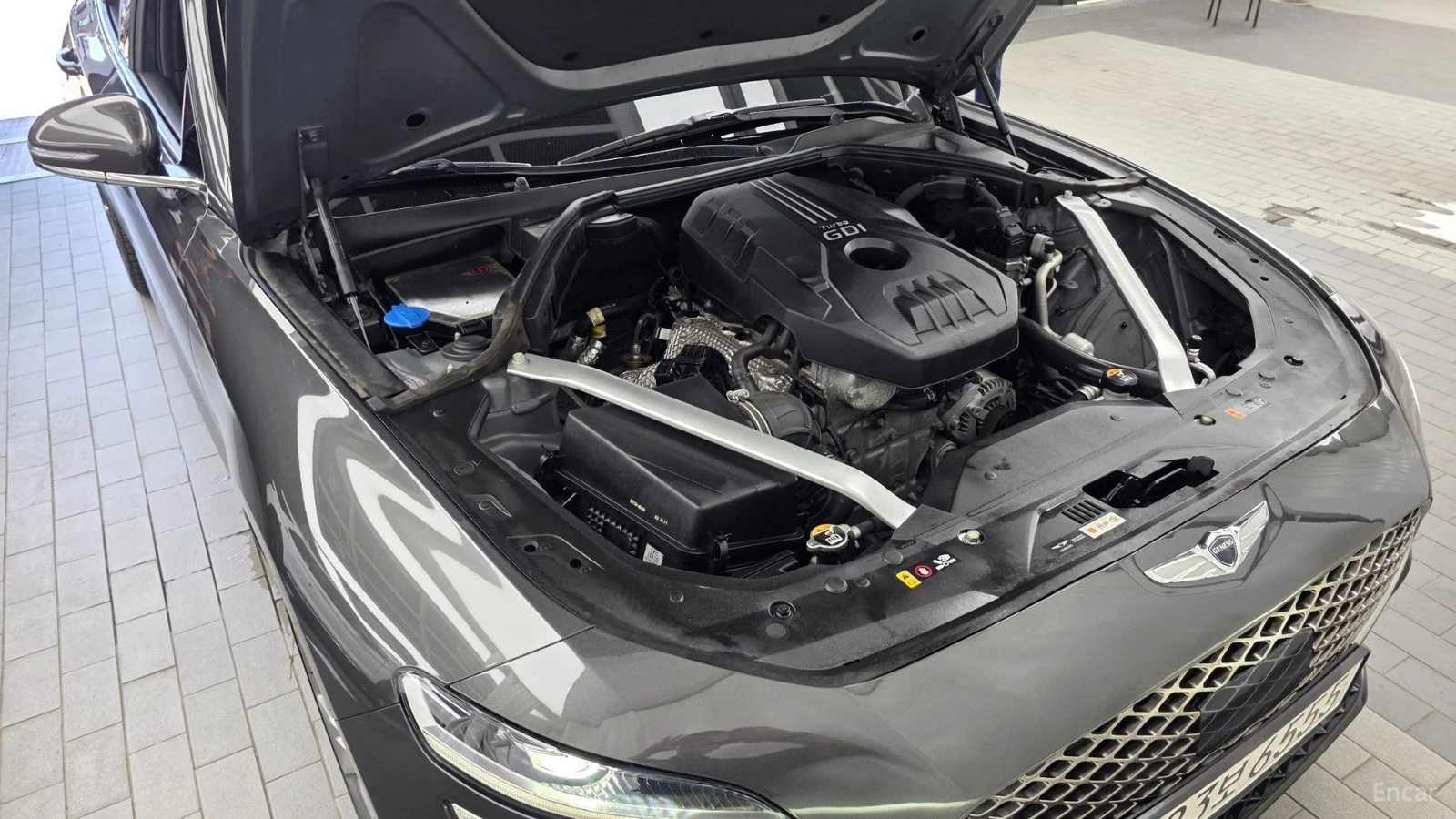 Genesis G70 2.0T* 4WD* КОЖА* ПОДГРЕВ* КАМЕРА* NAVI* LED* , снимка 5 - Автомобили и джипове - 55665615