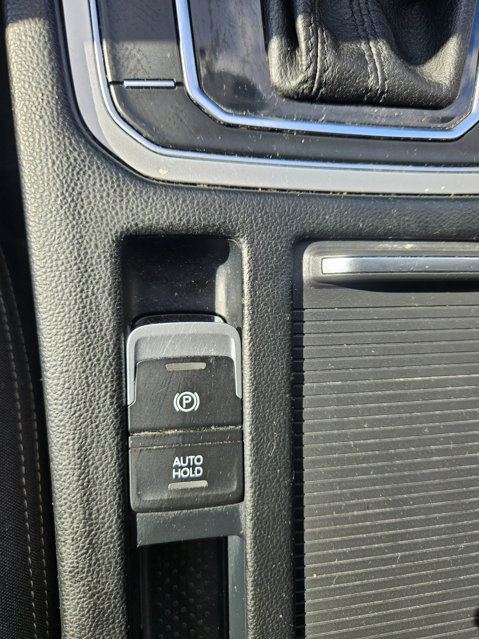 VW Passat 1.6 , снимка 7 - Автомобили и джипове - 55836547