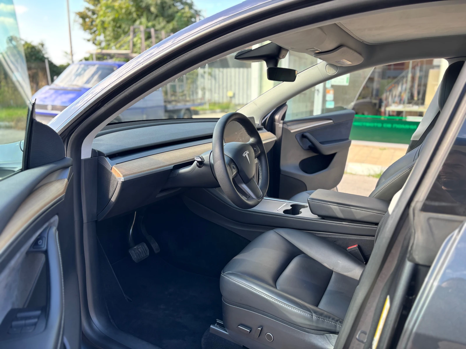 Tesla Model Y LR/4x4/Европа/В гарнция до 2030г., снимка 12 - Автомобили и джипове - 56111165