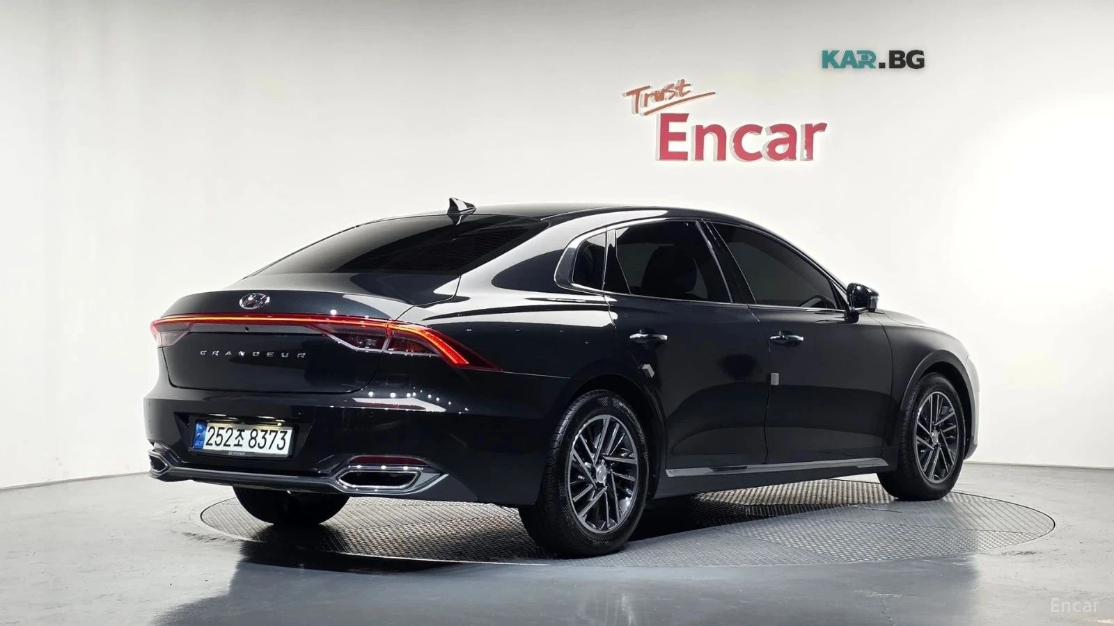 Hyundai Grandeur, снимка 2 - Автомобили и джипове - 56690091