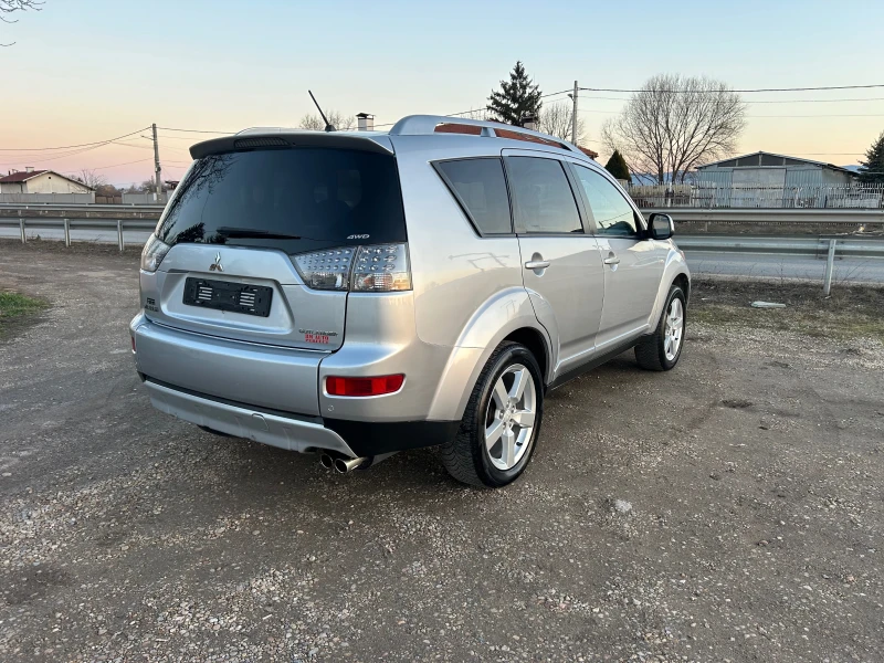 Mitsubishi Outlander 2.0TDI 140 k.c., снимка 7 - Автомобили и джипове - 49365265