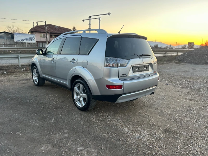 Mitsubishi Outlander 2.0TDI 140 k.c., снимка 5 - Автомобили и джипове - 49365265