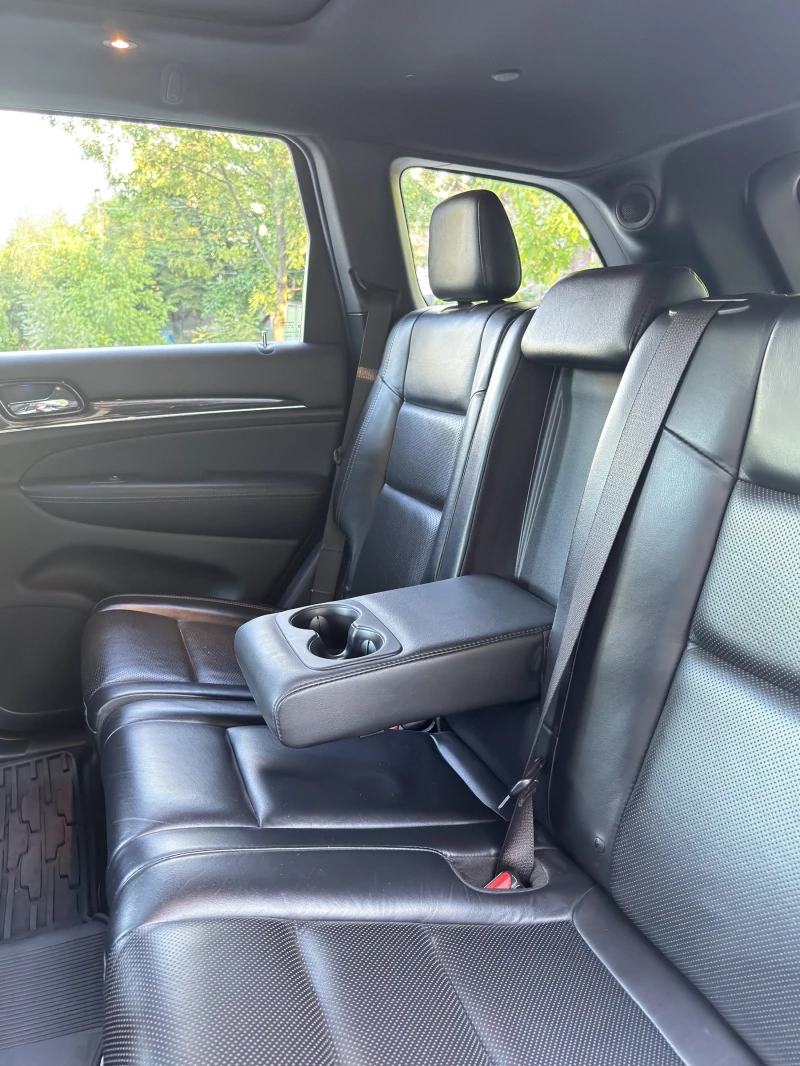Jeep Grand cherokee, снимка 15 - Автомобили и джипове - 52498483