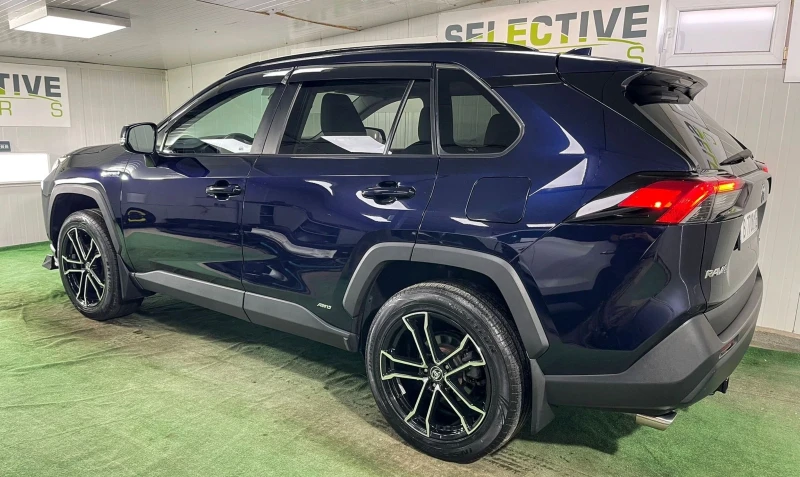 Toyota Rav4 - Hybrid-AWD-XLE, снимка 4 - Автомобили и джипове - 51893517