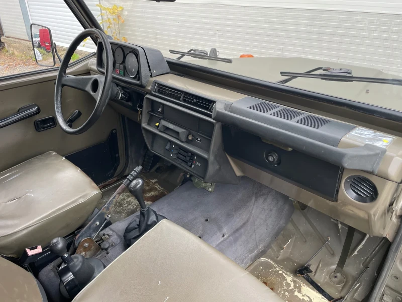 Mercedes-Benz G 250, снимка 11 - Автомобили и джипове - 52906100