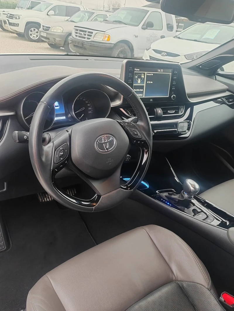 Toyota C-HR 1.8, 98к.с. GR, FULL, снимка 12 - Автомобили и джипове - 52662097