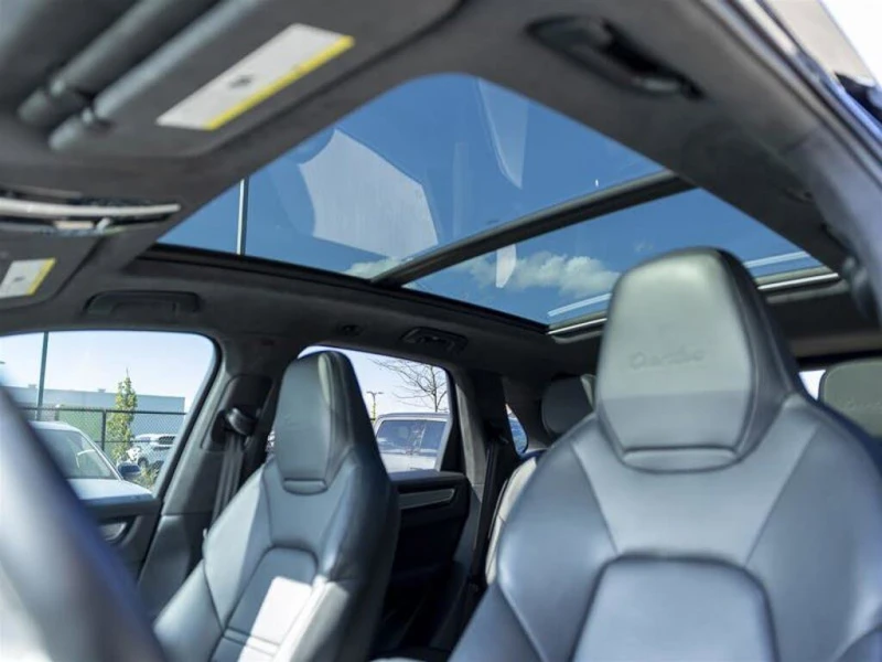 Porsche Cayenne Turbo * HeadUp * AвтоКредит* (ЦЕНА ДО БГ), снимка 17 - Автомобили и джипове - 53397069