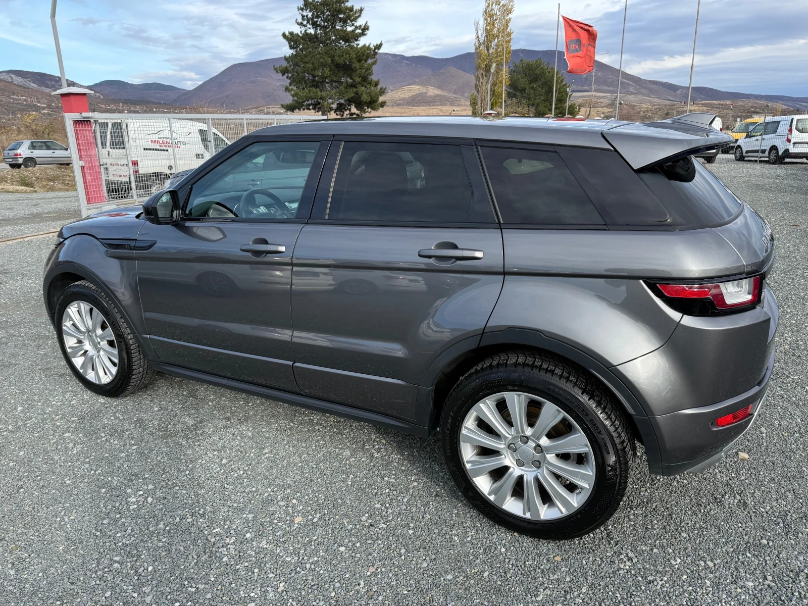 Land Rover Range Rover Evoque (KATO НОВА)^(4х4) - изображение 8