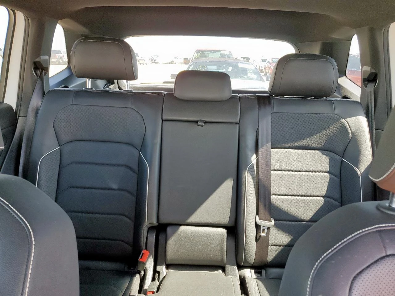 VW Tiguan SEL R-LINE BLACK - изображение 10