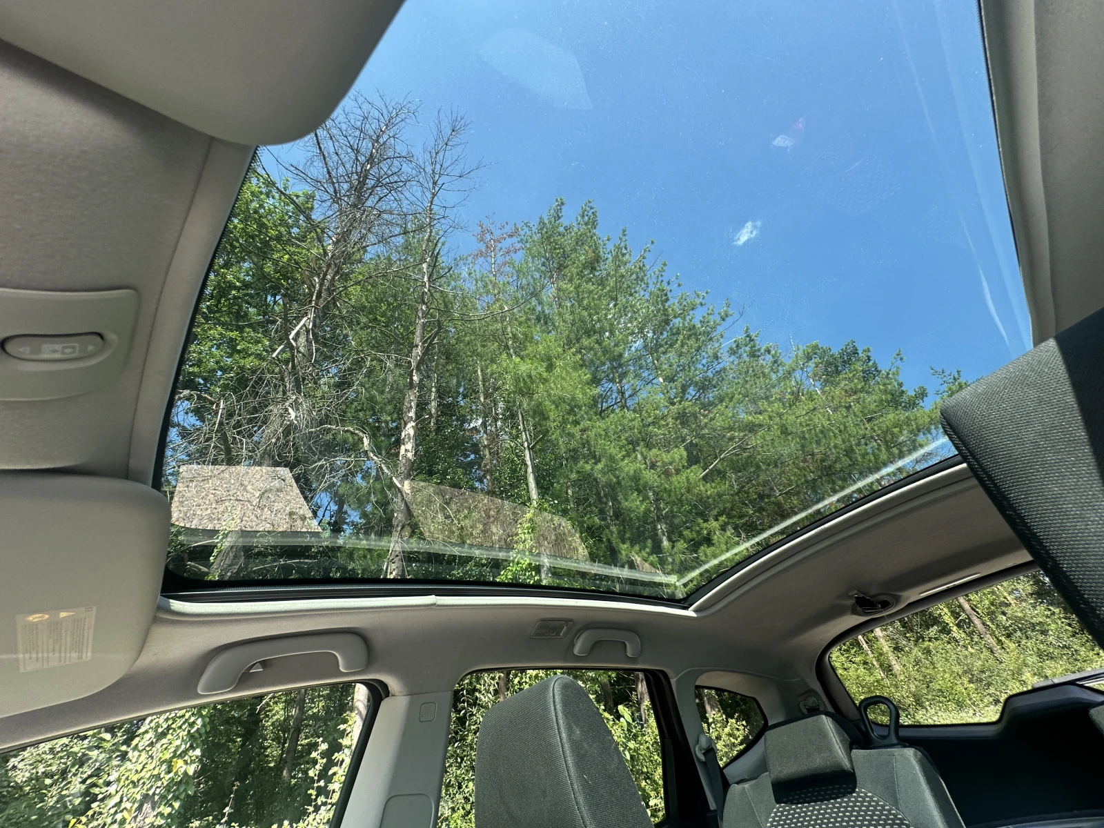 Nissan Qashqai + 2  4x4 2.0i  GAZ   - изображение 9