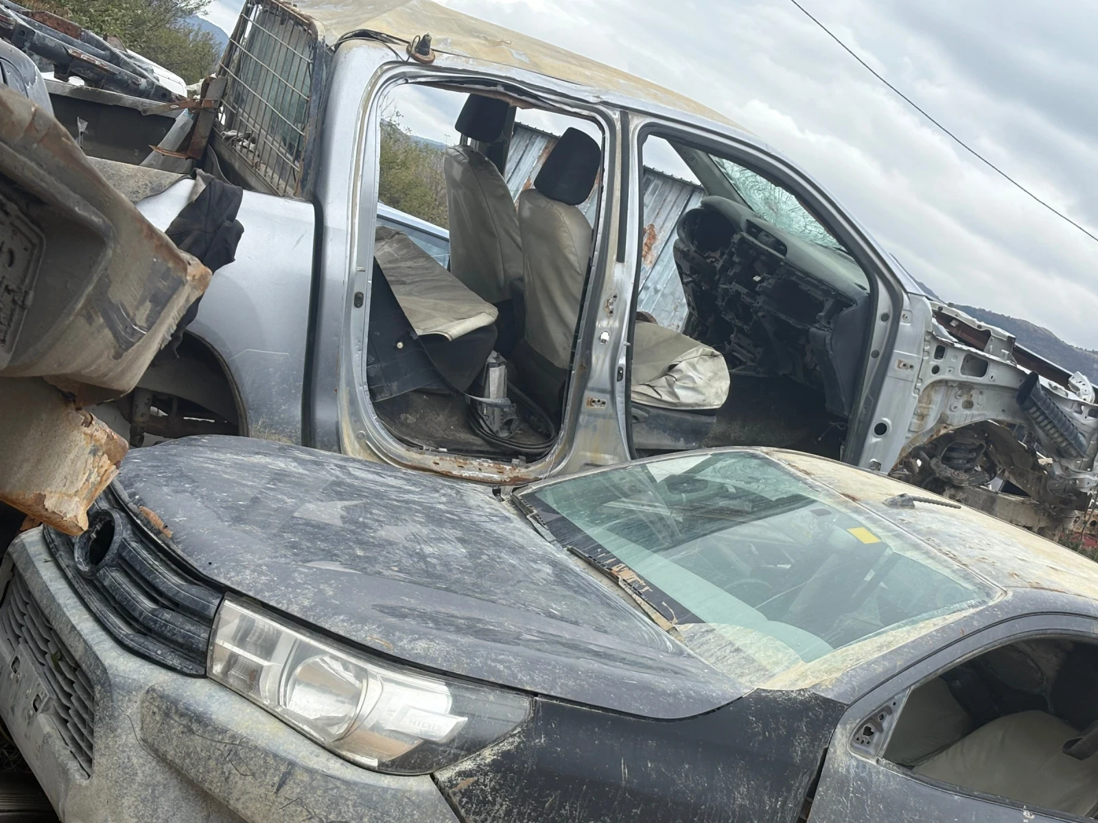Toyota Hilux  - изображение 2