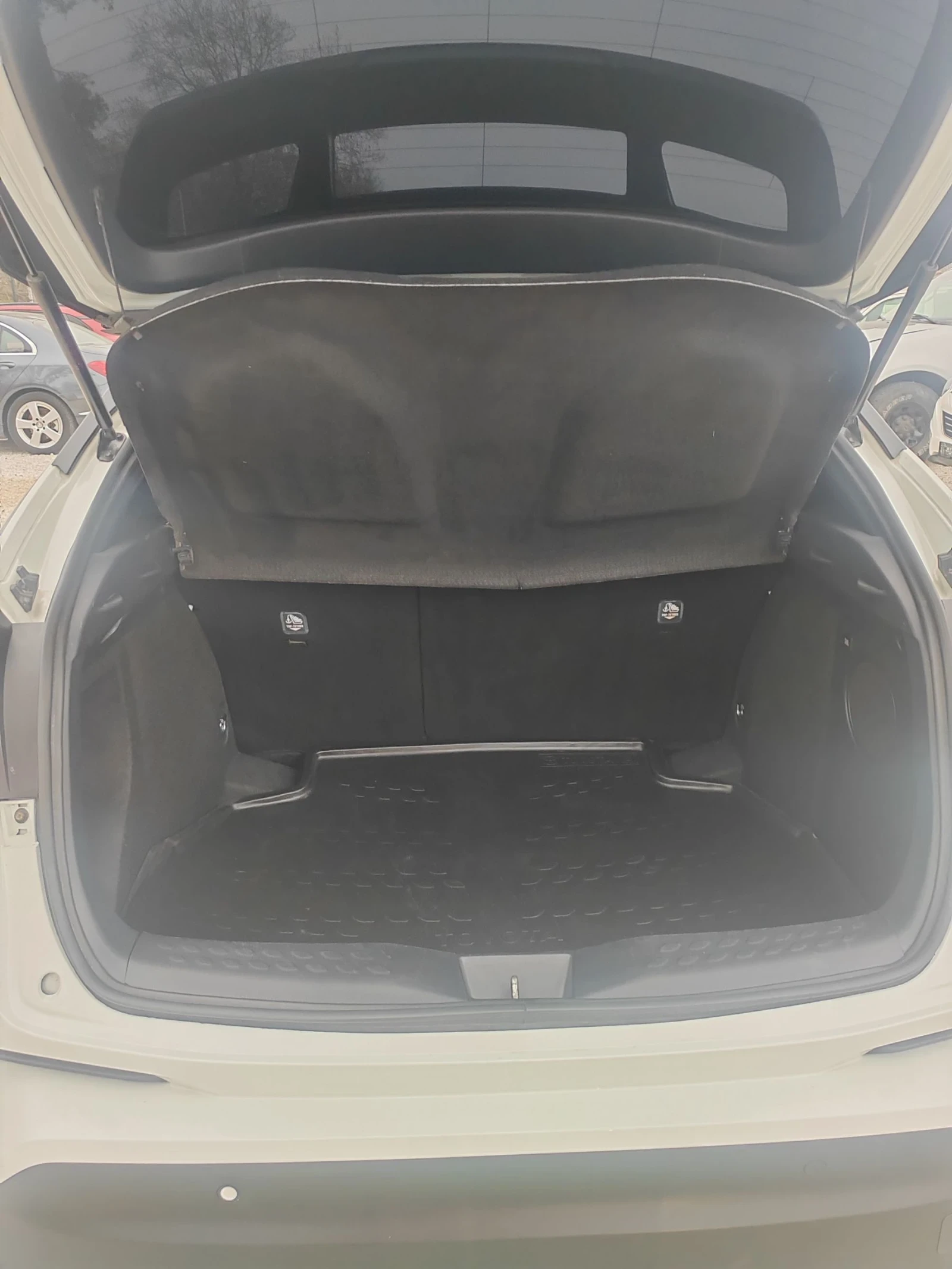 Toyota C-HR 1.8, 98к.с. GR, FULL - изображение 7