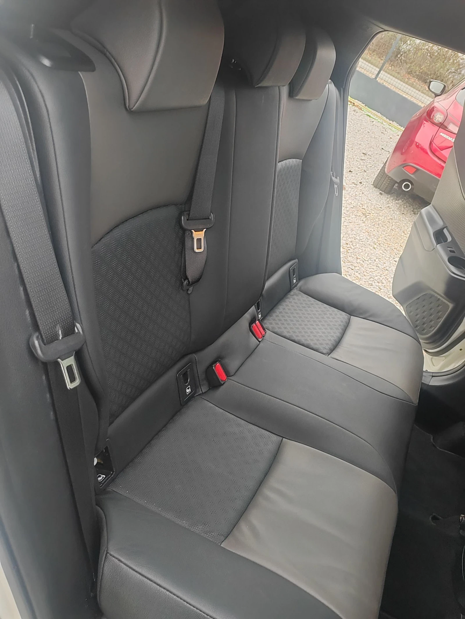 Toyota C-HR 1.8, 98к.с. GR, FULL - изображение 8