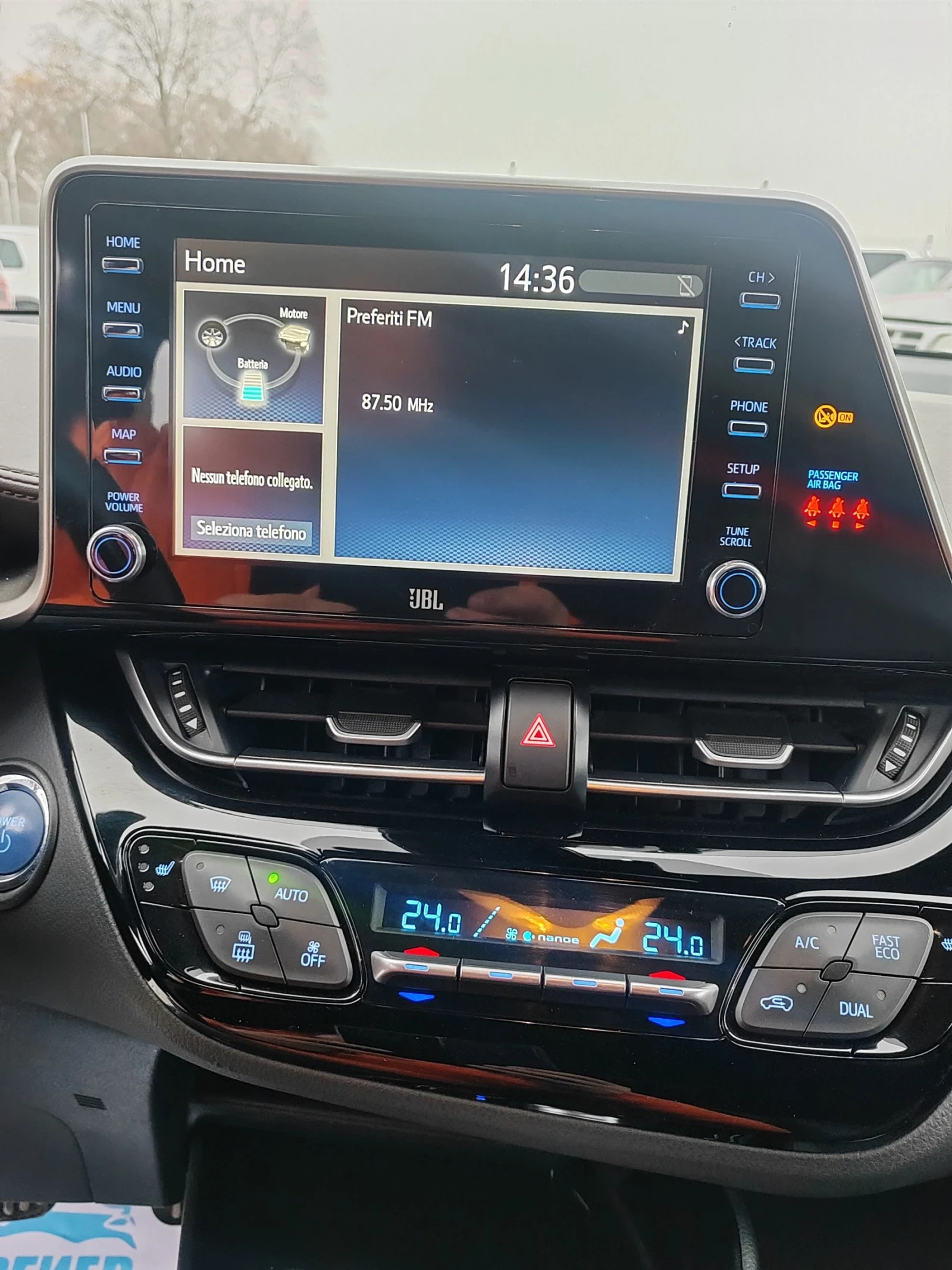 Toyota C-HR 1.8, 98.. GR, FULL | Mobile.bg   13