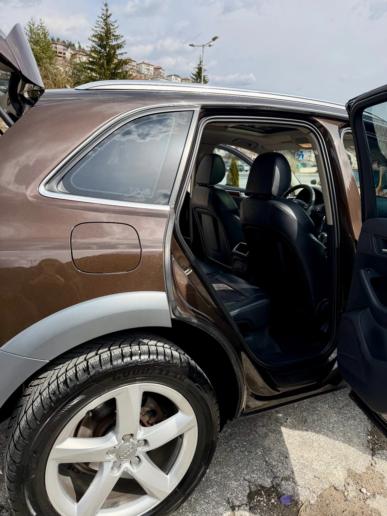 Audi Q5, снимка 15 - Автомобили и джипове - 53624303