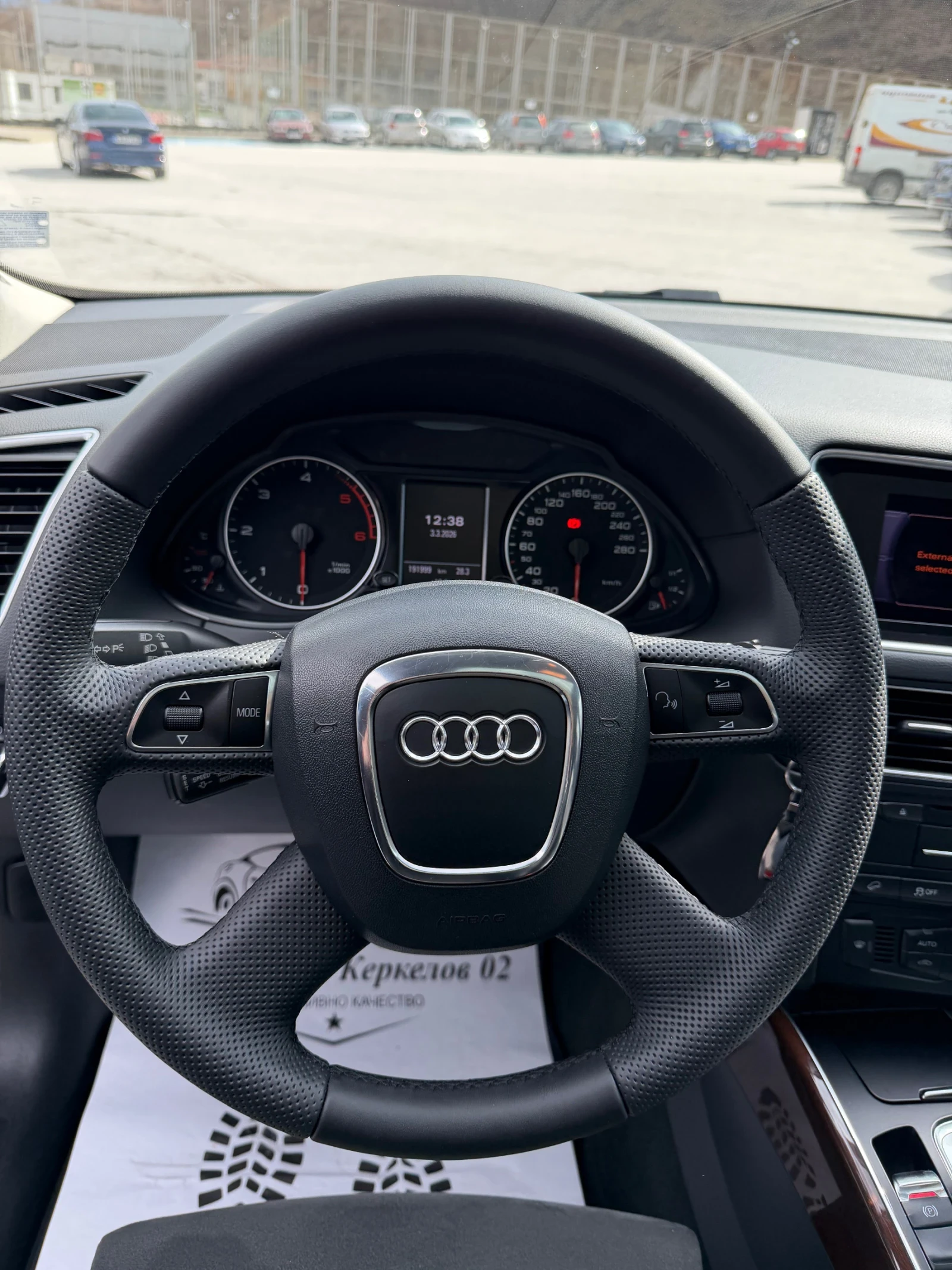 Audi Q5, снимка 8 - Автомобили и джипове - 53624303