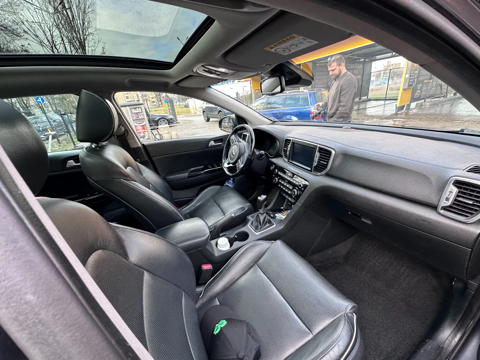 Kia Sportage 1.7 CRDI PREMIUM - изображение 9