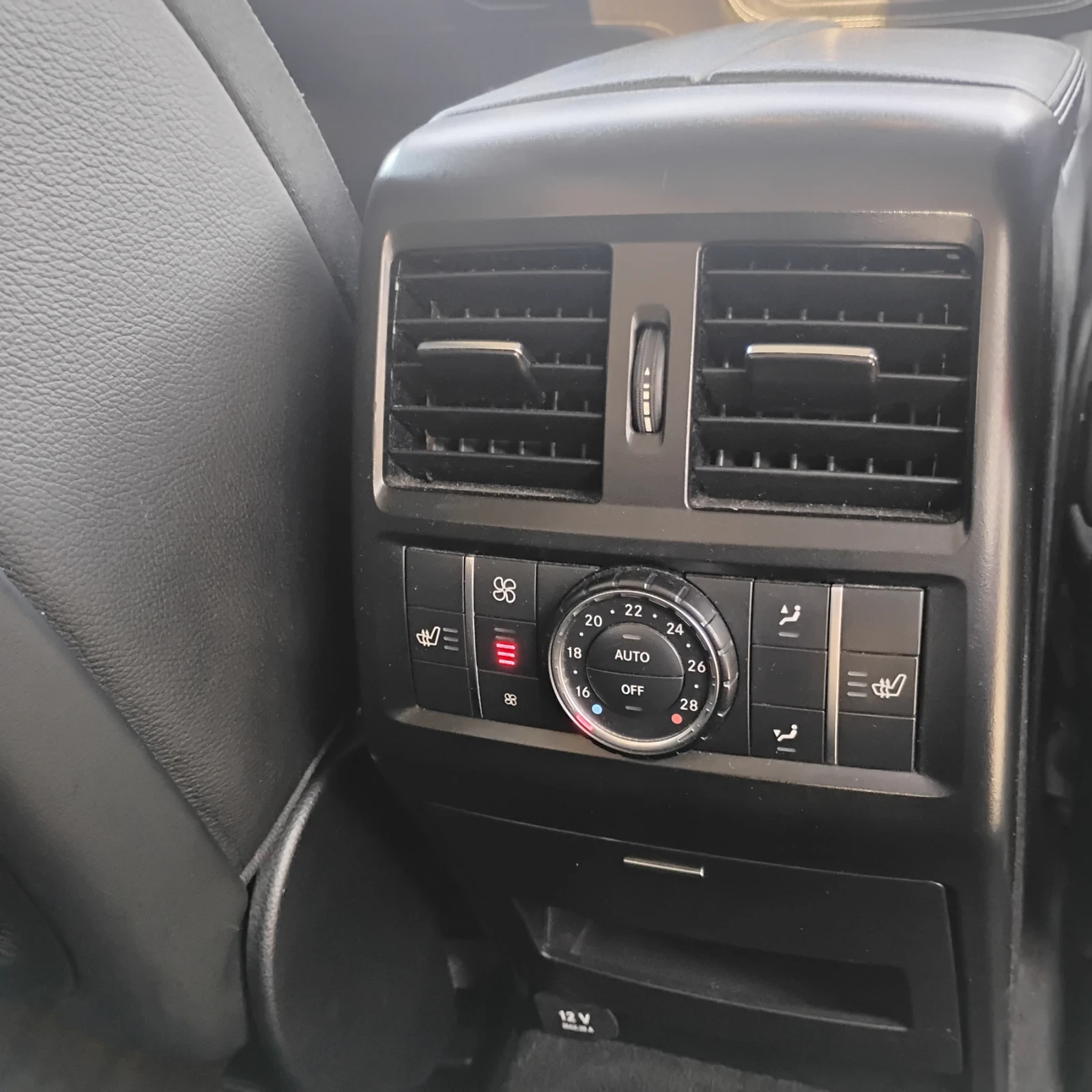 Mercedes-Benz GL 63 AMG 5.5 Biturbo, кара се всеки ден, снимка 9 - Автомобили и джипове - 54221717