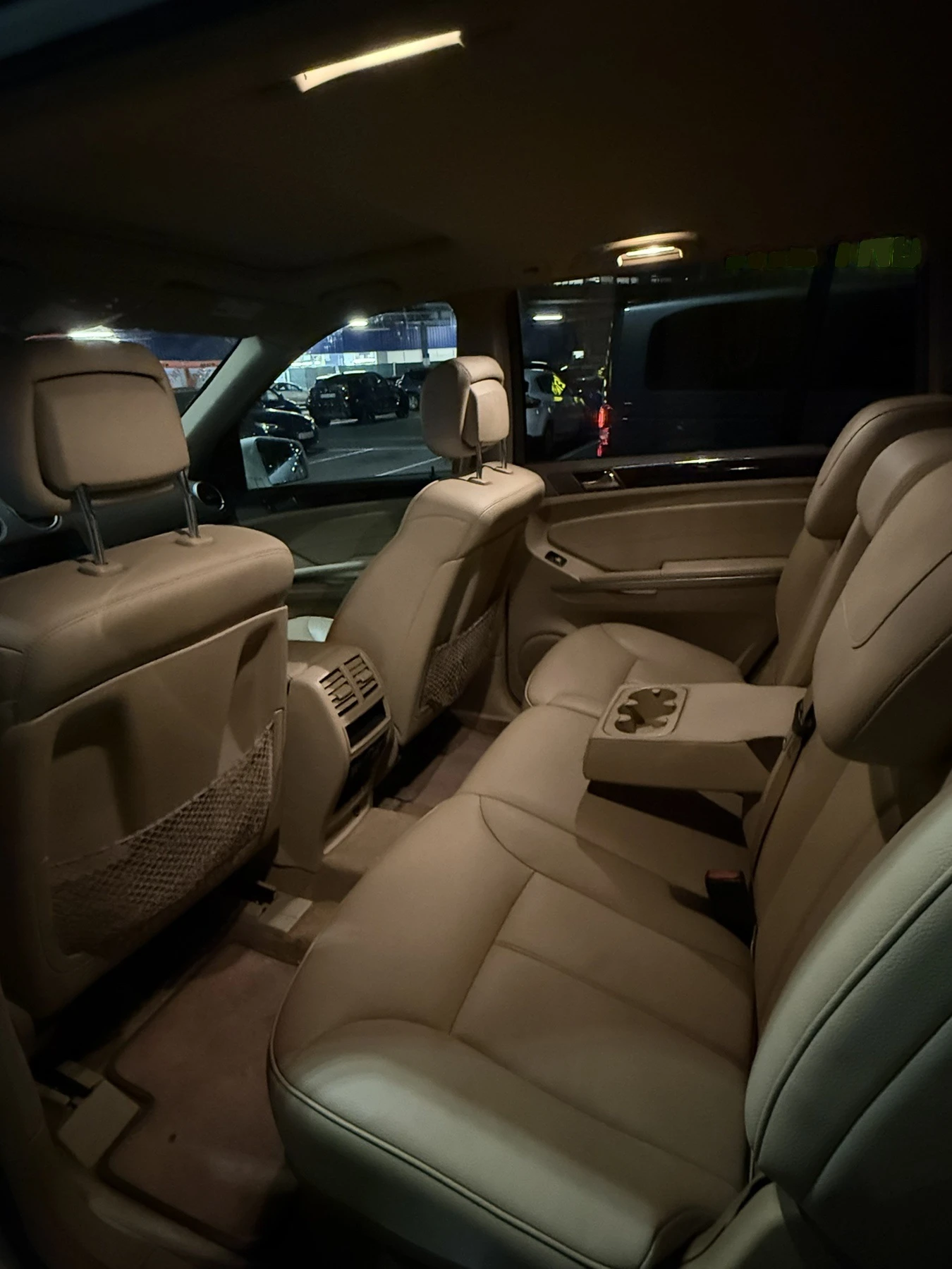 Mercedes-Benz GL 450 ЛИЗИНГ! 4.7 V8 Facelift 4MATIC, снимка 11 - Автомобили и джипове - 54777069