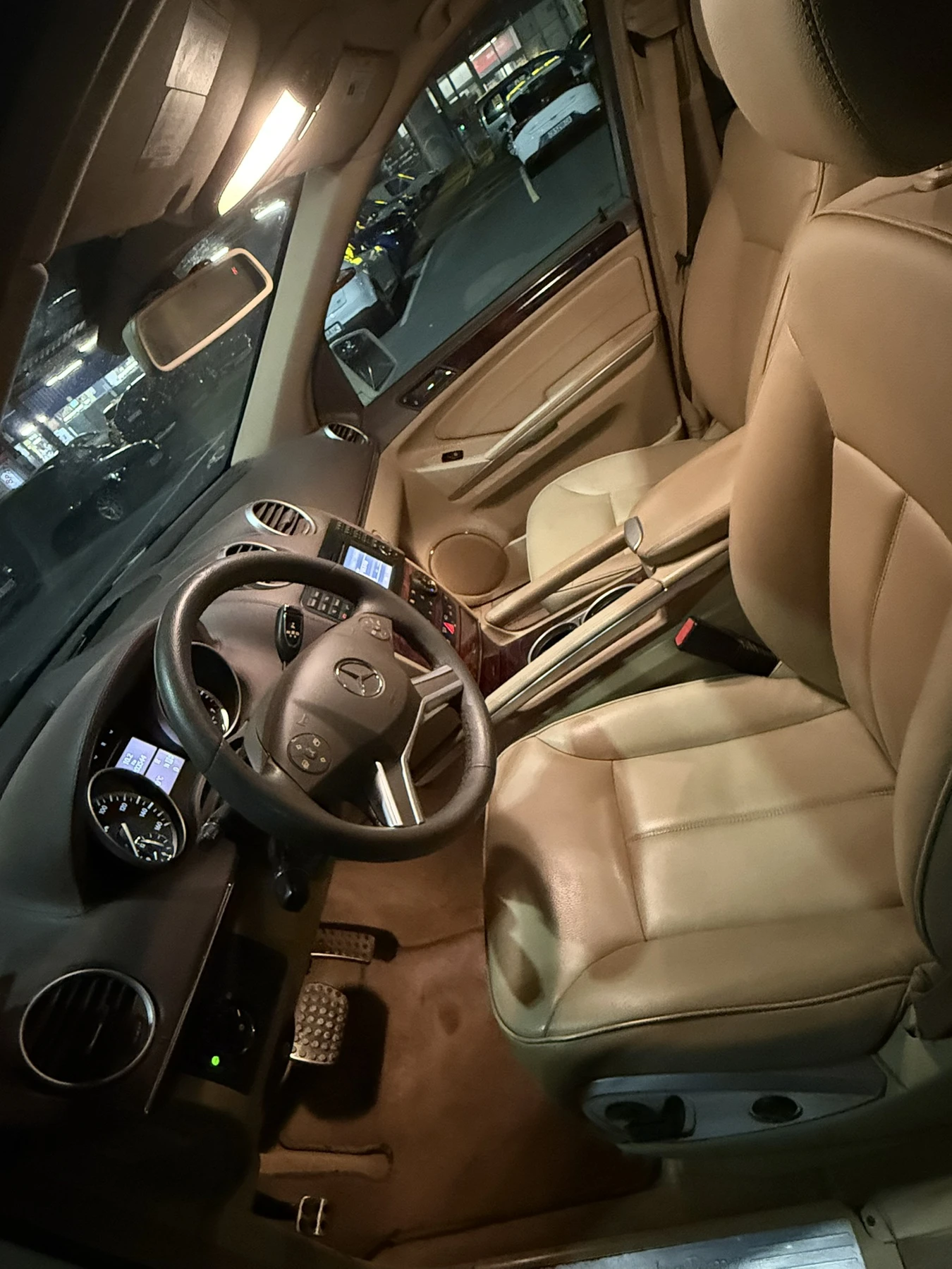 Mercedes-Benz GL 450 ЛИЗИНГ! 4.7 V8 Facelift 4MATIC, снимка 5 - Автомобили и джипове - 54777069