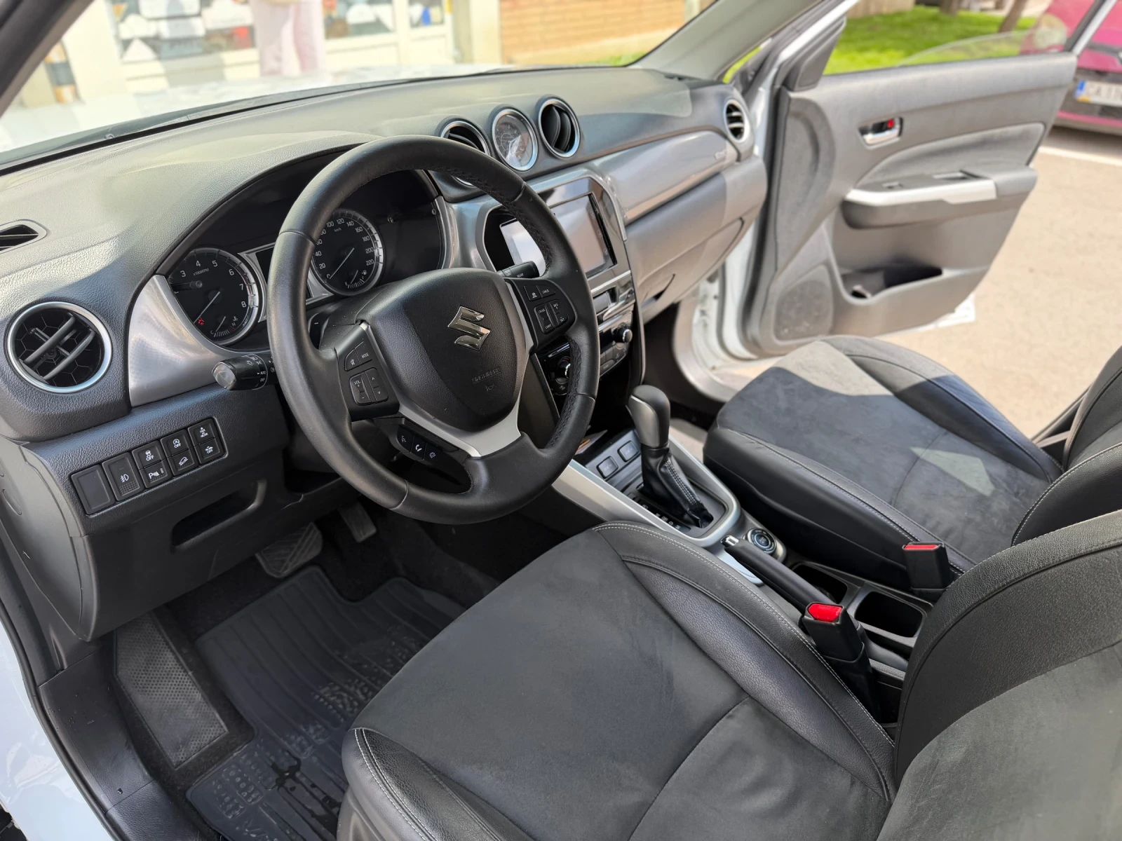 Suzuki Vitara All Grip, снимка 7 - Автомобили и джипове - 54853818
