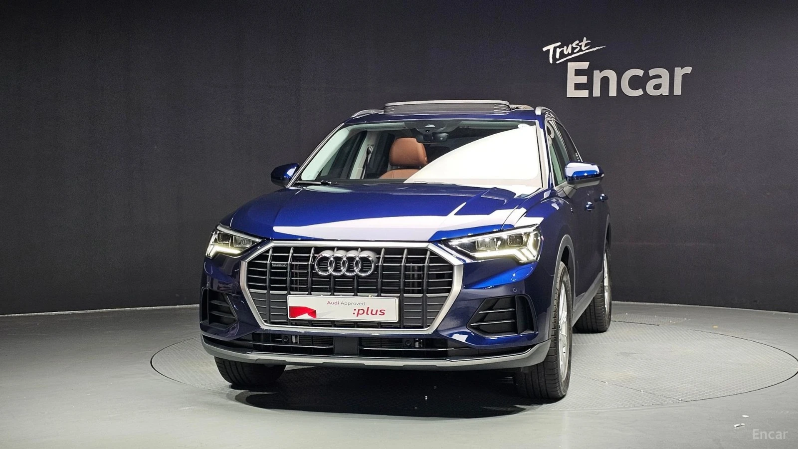 Audi Q3 40TFSI* QUATTRO* КОЖА* ПОДГРЕВ* ПАНО* КАМЕРА* LED*, снимка 3 - Автомобили и джипове - 55533039