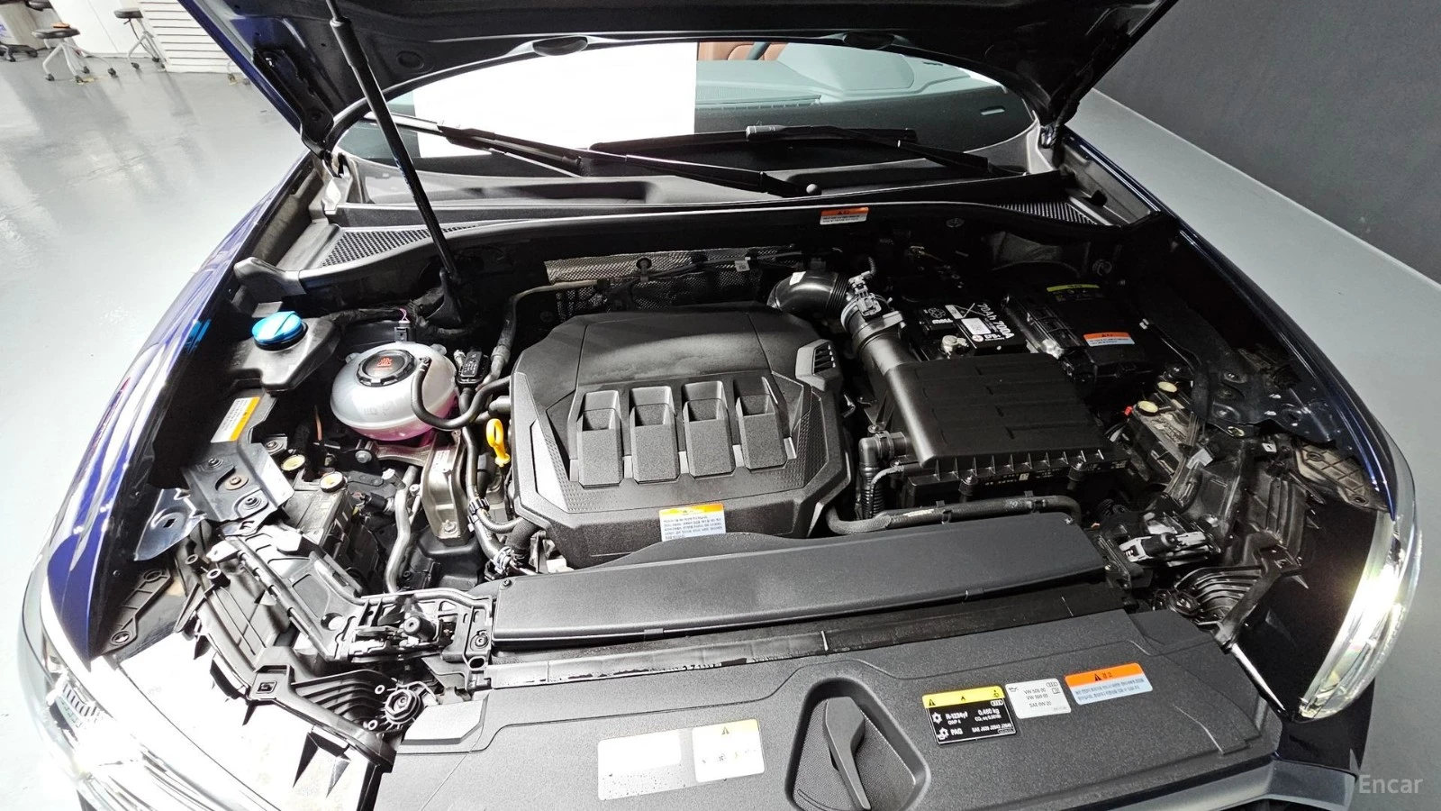Audi Q3 40TFSI* QUATTRO* КОЖА* ПОДГРЕВ* ПАНО* КАМЕРА* LED*, снимка 5 - Автомобили и джипове - 55533039