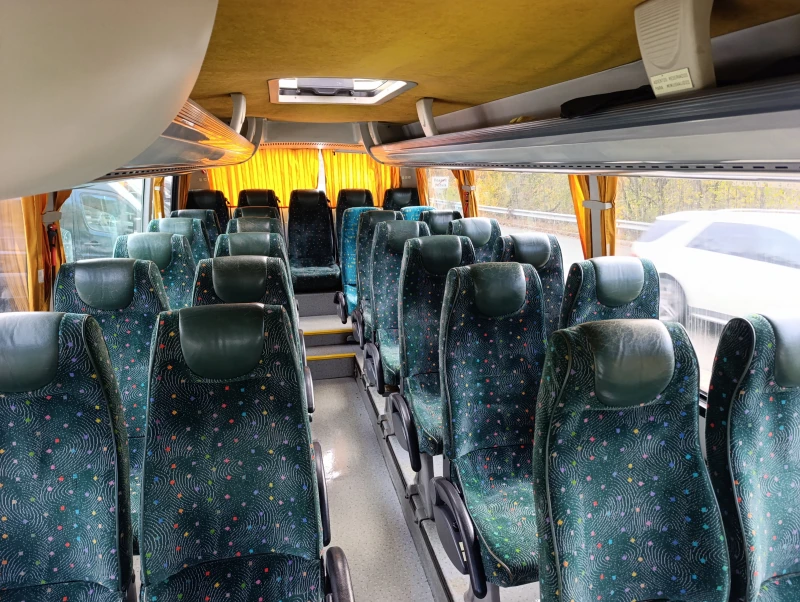 Iveco Daily 3.0 ВЕРИГА, 29Mеста, КЛИМА, АВТОМ.ВРАТА, ПЕЧКА, снимка 5 - Бусове и автобуси - 49639938