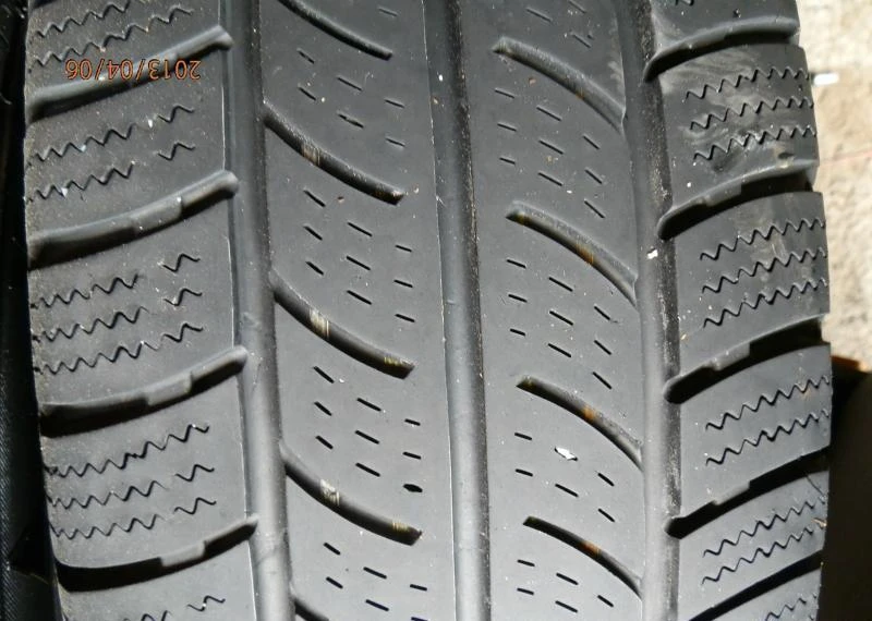 Гуми Всесезонни 215/65R16, снимка 17 - Гуми и джанти - 5256996