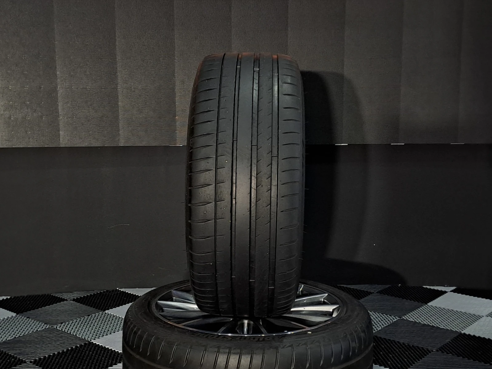    275/35R21  Mercedes-Benz AMG GT | Mobile.bg   6