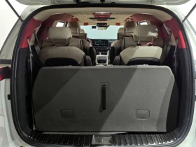 Kia Carnival 3.5 g6dt Automatic, снимка 17