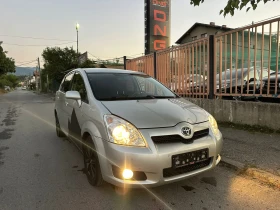 Обява за продажба на Toyota Corolla verso 2, 200D4D EURO4  ~5 999 лв. - изображение 1