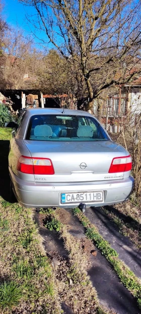 Opel Omega 2.2, снимка 3