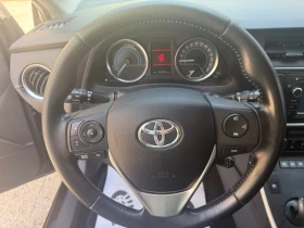 Toyota Auris Hybrid - 13999 лв. - 21352422 12