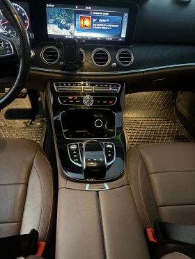 Обява за продажба на Mercedes-Benz E 400 4matic  ~54 500 лв. - изображение 9