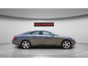 Mercedes-Benz CLS * 4dr Sdn 5.0L * CARFAX * ЦЕНА ДО БГ, снимка 4
