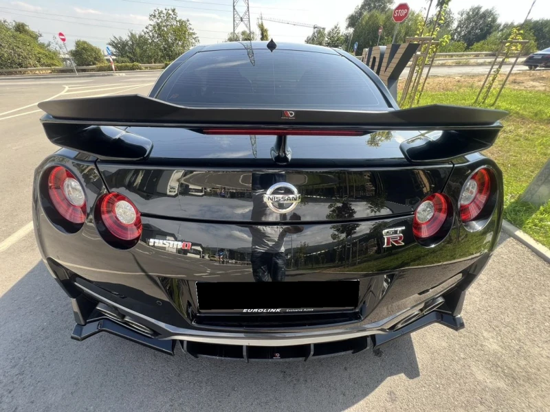 Nissan Gt-r R35 Nismo, снимка 6 - Автомобили и джипове - 47120975