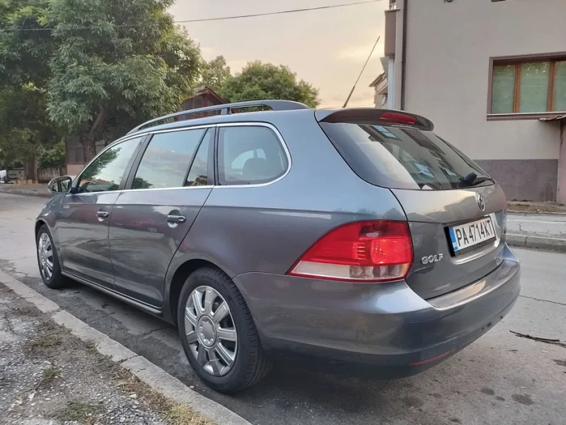 VW Golf 1.9 TDI, снимка 3 - Автомобили и джипове - 47561436