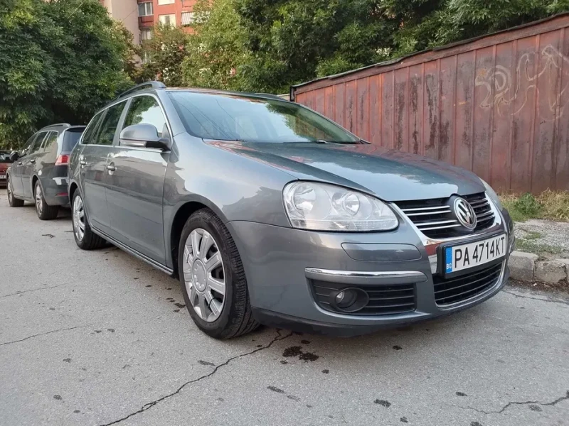 VW Golf 1.9 TDI, снимка 1 - Автомобили и джипове - 47561436